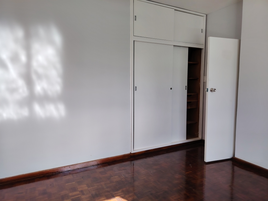 To Let 3 Bedroom Property for Rent in Strand Central Western Cape